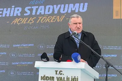 Bakan Bak: "Türkiye bir spor ülkesi olma yolunda ilerliyor"