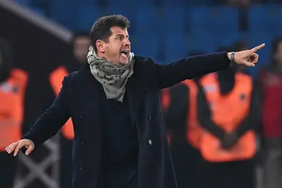 Emre Belözoğlu’ndan kırmızı kart tepkisi! Torreira örneği