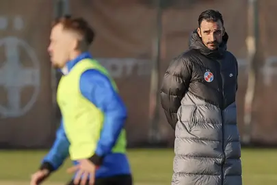 FCSB, Fenerbahçe maçına hazır!