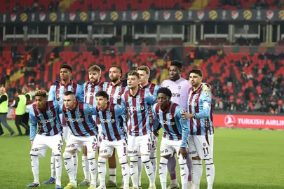İSTANBULSPOR - TRABZONSPOR CANLI | Fırtına'nın kupada rakibi İstanbulspor! Fatih Tekke'nin 11'i belli oldu...
