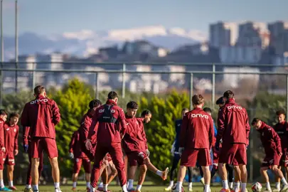 Trabzonspor'un İstanbulspor kafilesi açıklandı!