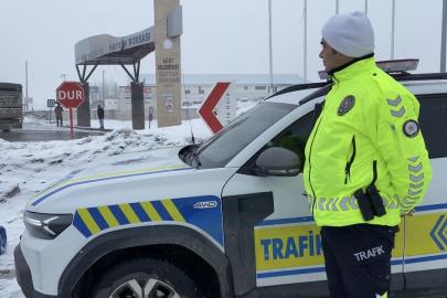 Ağrı’da hayvan borsası çevresinde trafik denetimi