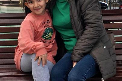 Asrın felaketinde kaybettiği eşi ve kızının son fotoğrafları hatıra kaldı