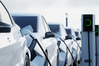 Avrupa'da elektrikli araçlara ilgi geriliyor: En büyük engel yüksek maliyet