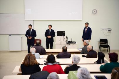 Battalgazi Belediye Başkanı Bayram Taşkın'dan Tazelenme Üniversitesi öğrencilerine ziyaret