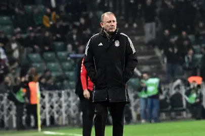 Beşiktaş'ta Sergen Yalçın’dan Emmanuel Agbadou sözleri!