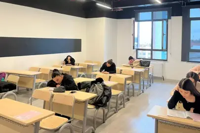 Beypazarı Aile Yaşam Merkezi'nde kadınlara etkinlik, öğrencilere deneme sınavı