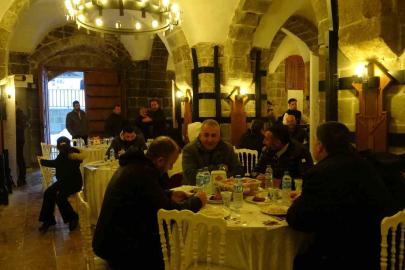Bitlis’te yüzlerce vatandaşa iftar ikramı