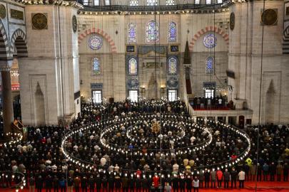 Camilerde Ramazan, Cami ve Hayat temalı hutbe okundu