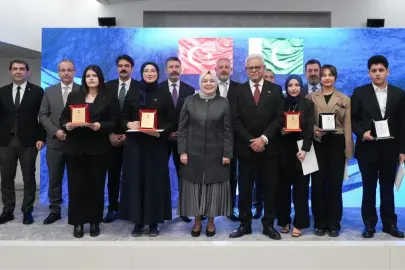 'Cinnah Genç Yazarlar' ödüllendirildi