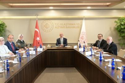 Çocukların Dijital Hakları Sosyal Medya'da Korunacak