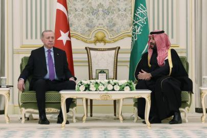 Cumhurbaşkanı Erdoğan, Suudi Arabistan Veliaht Prensi Selman ile görüştü