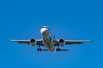 Egyptair yolcu uçağı İstanbul Havalimanı'na acil iniş yaptı