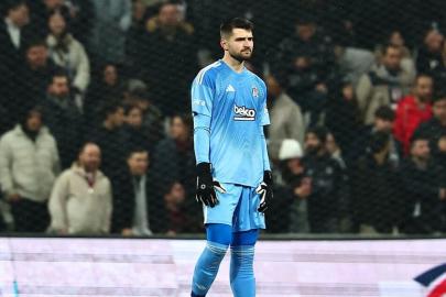 Ersin Destanoğlu, önce destek gördü sonra ıslıklandı