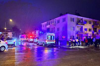 Erzincan’da yangın: 3’ü çocuk 8 kişi dumandan etkilendi