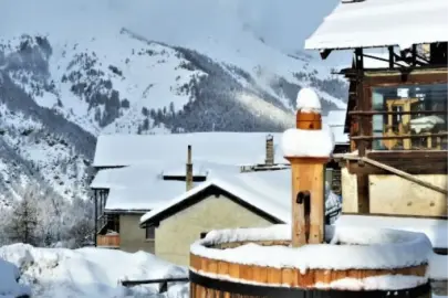 Fransa'da çığ düşmesi nedeniyle 2 kayakçı hayatını kaybetti