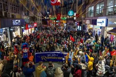 Gebze'de Ramazan'a özel 'Fener Alayı'