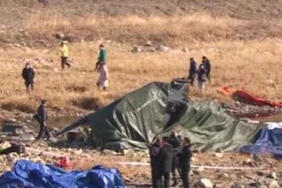 Güney Kore'de askeri helikopter düştü: Ölüler var