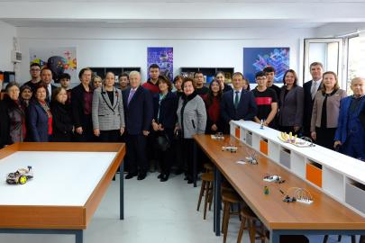 Hayırseverlerden eğitime destek