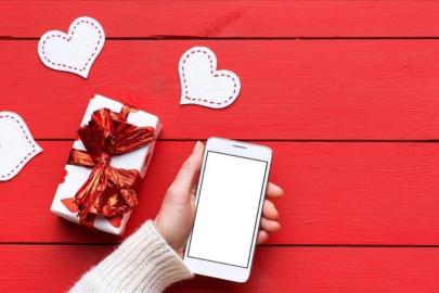 Hediye seçiminde 'beni tanıyor' hissi maddi, değerin önünde