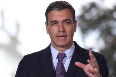 İspanya Başbakanı Sanchez, sosyal medya ve patronlarına karşı 5 maddelik önlem açıkladı