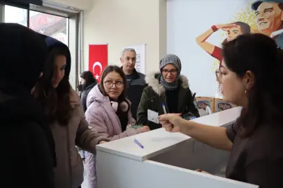 İzmit'te Çınar Akademi sınavına yoğun ilgi