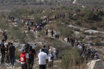 Katil İsrail'in Batı Şeriadaki saldırıları 11 Filistinli aileyi yerinden etti