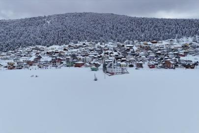 Keyfalan Yaylası beyaza büründü: Kış manzarası havadan görüntülendi