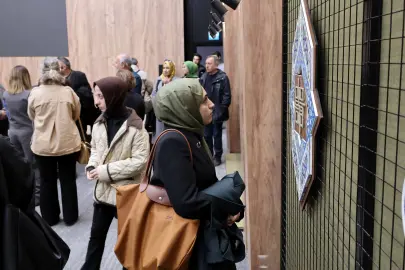 Konya Karatay'da geleneksel çini sanatı sergisi