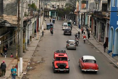 Küba'da yakıt krizi: Oteller kapanmaya başladı