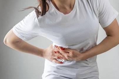 Masum bir alışkanlık sanıyoruz ama değil! Böbrekleri sinsice tüketiyor