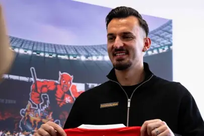 Mergim Berisha, Kaiserslautern’e imza attı!
