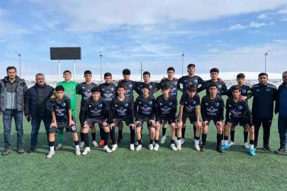 Muş Gençlerbirliği’nden 50. yılında çifte şampiyonluk sevinci