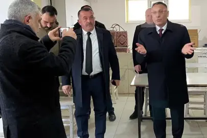 Rektörden 'sanal kumar' ve 'uyuşturucu' uyarısı: Kocaman bir dinamit üzerinde oturuyoruz