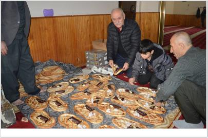 Siirt'te bir asırlık hayır geleneği Şeyh Halef Camii’nde sürdürülüyor