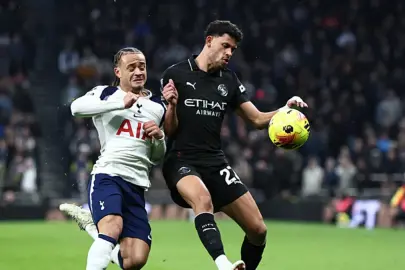 Tottenham ile Manchester City puanları paylaştı!