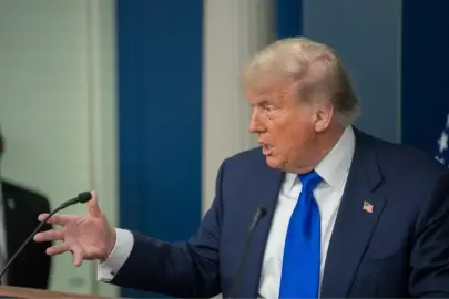 Trump: Köprü anlaşmazlığı nedeniyle Kanada ile müzakerelere başlayacağız