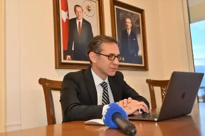 Türkiye'nin Beyrut Büyükelçisi Lütem, AA'nın "Yılın Kareleri" oylamasına katıldı