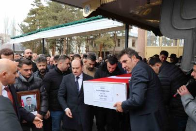 Uzman Çavuş Muhammet Emin Akyol, son yolculuğuna uğurlandı