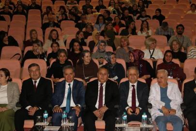 "Yoğun Bakım Hemşireliğinde Güncel Yaklaşımlar" sempozyumu düzenlendi