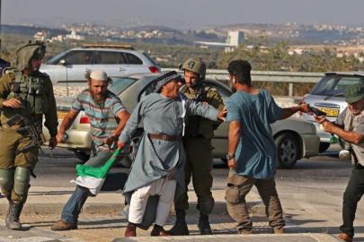 AB: Batı Şeria'da yerleşimcilerin şiddeti kabul edilemez