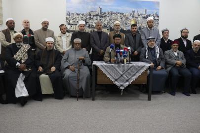 Alimlerden Mescid-i Aksa'nın kapatılmasına tepki