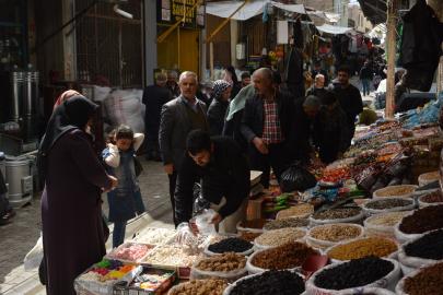 Bayram öncesi şeker ve lokuma yoğun ilgi