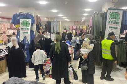 Bismil'de yetim ve ihtiyaç sahibi çocuklara bayramlık sevinci