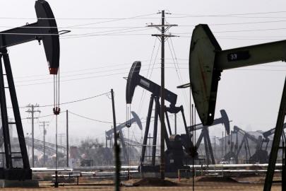 Brent petrolün varili 101,62 dolardan işlem görüyor