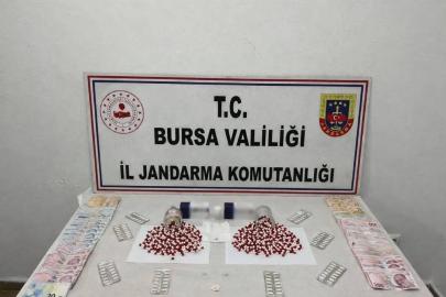 Bursa’da uyuşturucu operasyonunda binlerce sentetik hap ele geçirildi