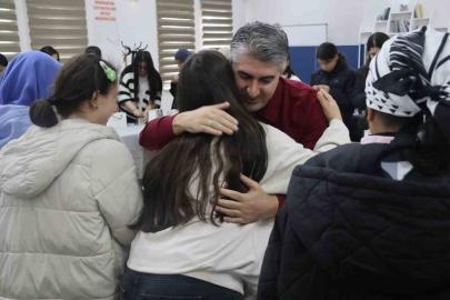 Erzurum’da bayram sevinci: Çocuk evlerinde anlamlı buluşma
