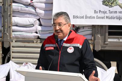 Eskişehir’de 90 üreticiye 38 ton nohut tohumu dağıtıldı