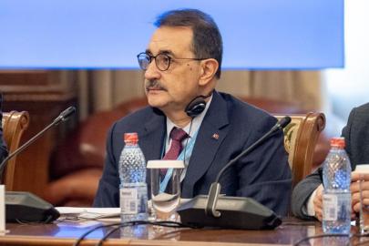 Fatih Dönmez: Dünya genelindeki ekonomik büyüme ve istikrarı tehdit ediliyor