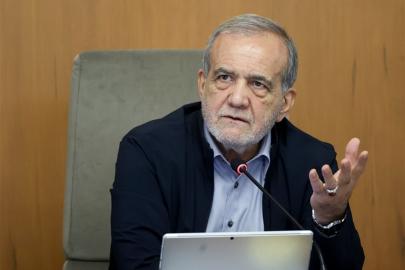 İran Cumhurbaşkanı Pezeşkiyan'dan bazı ülkelerin "arabuluculuk" girişimlerine tepki!